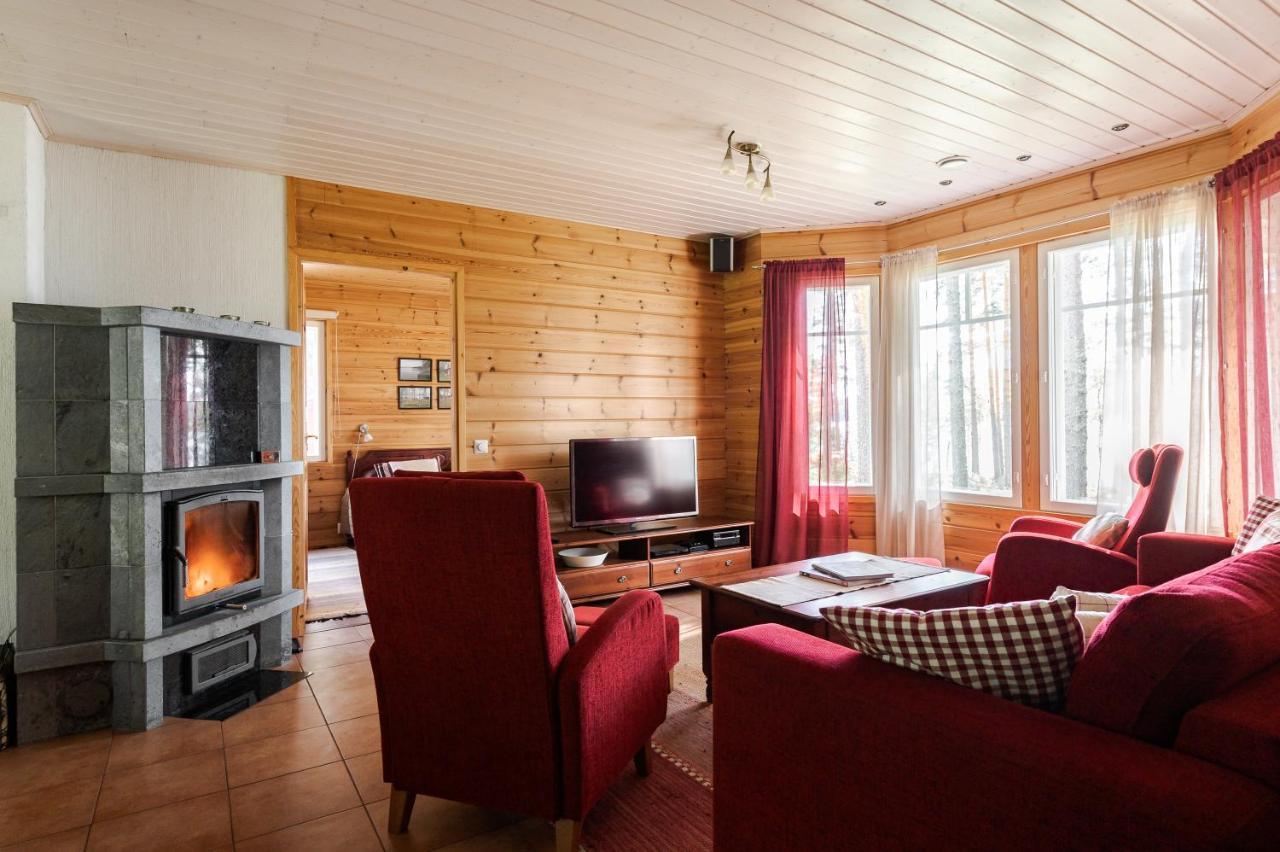 Villa Suvituuli | Paajoen Vuokramoekit Himos Exterior foto